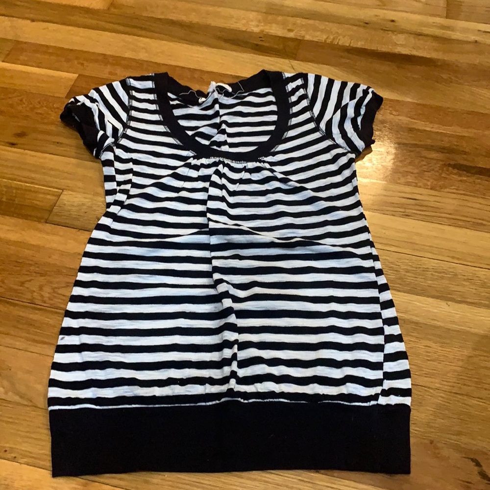 Black and white stripe